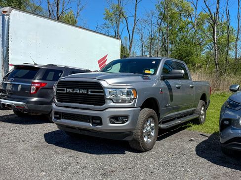 Used 2020 RAM 2500 Big Horn w/ Level 2 Equipment Group AWD/4WD image 3