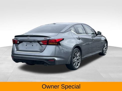 Certified 2023 Nissan Altima 2.0 SR image 4