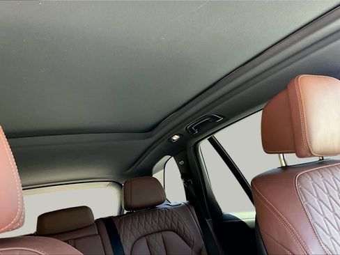 Used 2025 BMW X5 xDrive50e AWD/4WD image 14
