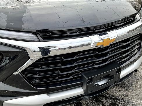 Used 2024 Chevrolet TrailBlazer LT image 24