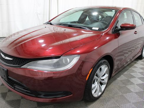 Used 2017 Chrysler 200 Limited Platinum FWD image 28