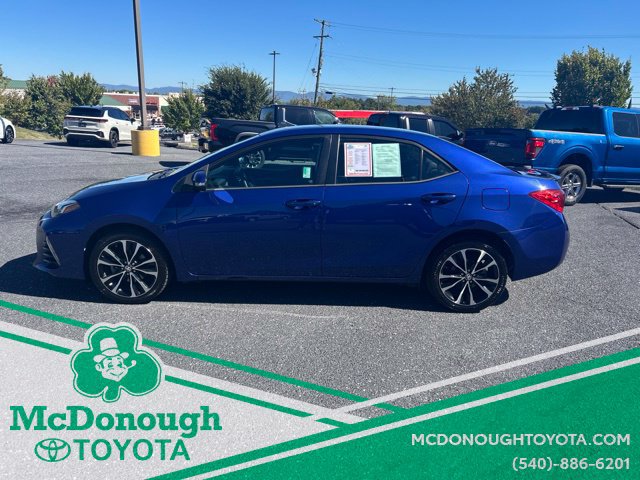 Used 2017 Toyota Corolla SE w/ Carpet Mat Package (TMS) FWD image 3