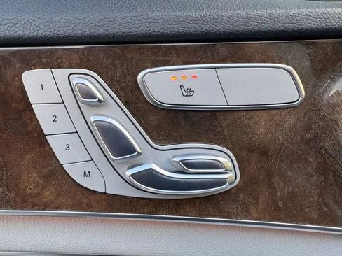 Used 2017 Mercedes-Benz C 300 4MATIC Sedan image 37