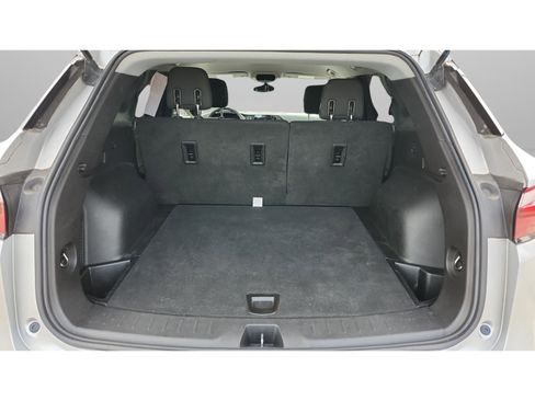 Used 2021 Chevrolet Blazer LT w/ Midnight/Sport Edition image 34