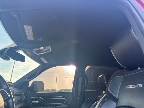 Used 2022 RAM 2500 Laramie w/ Night Edition AWD/4WD image 9