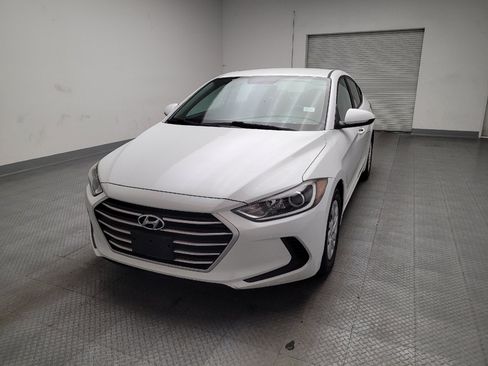 Used 2017 Hyundai Elantra SE image 15