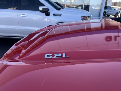 Used 2023 Chevrolet Silverado 1500 RST image 5