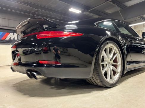 Used 2014 Porsche 911 Carrera 4S image 21