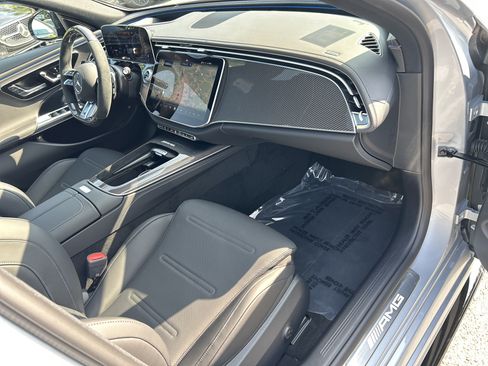 New 2026 Mercedes-Benz E 53 AMG e 4MATIC Sedan image 43