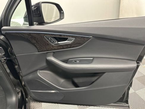 Used 2023 Audi Q7 3.0T Prestige image 33