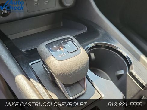 Used 2024 Nissan Rogue SV AWD/4WD image 15