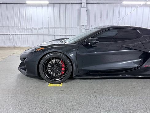 Used 2024 Chevrolet Corvette Z06 w/ Stealth Interior Trim Package RWD image 65
