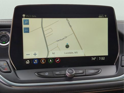 Used 2024 Chevrolet Blazer Premier w/ Driver Confidence II Package FWD image 18