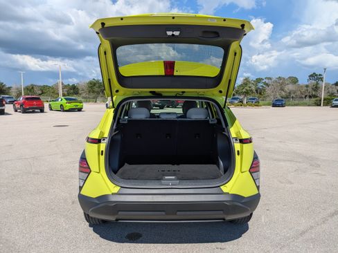 Used 2024 Hyundai Kona SEL FWD image 30
