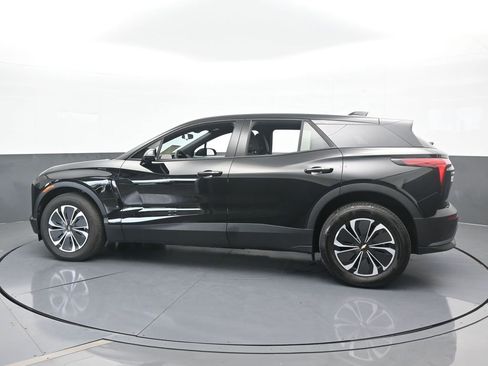 Used 2025 Chevrolet Blazer EV LT image 3