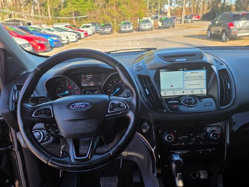 Used 2017 Ford Escape Titanium image 14