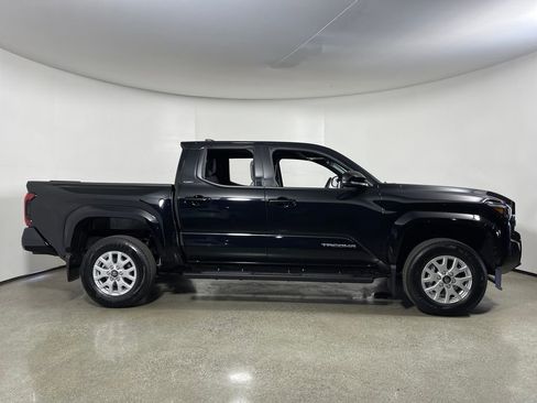 New 2026 Toyota Tacoma SR5 image 2