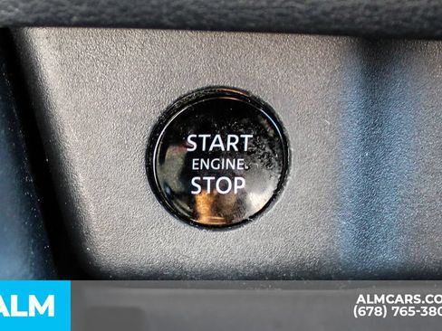 Used 2024 Nissan Rogue S FWD image 26