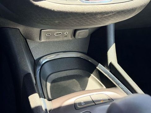 Used 2024 Chevrolet Malibu LT image 22