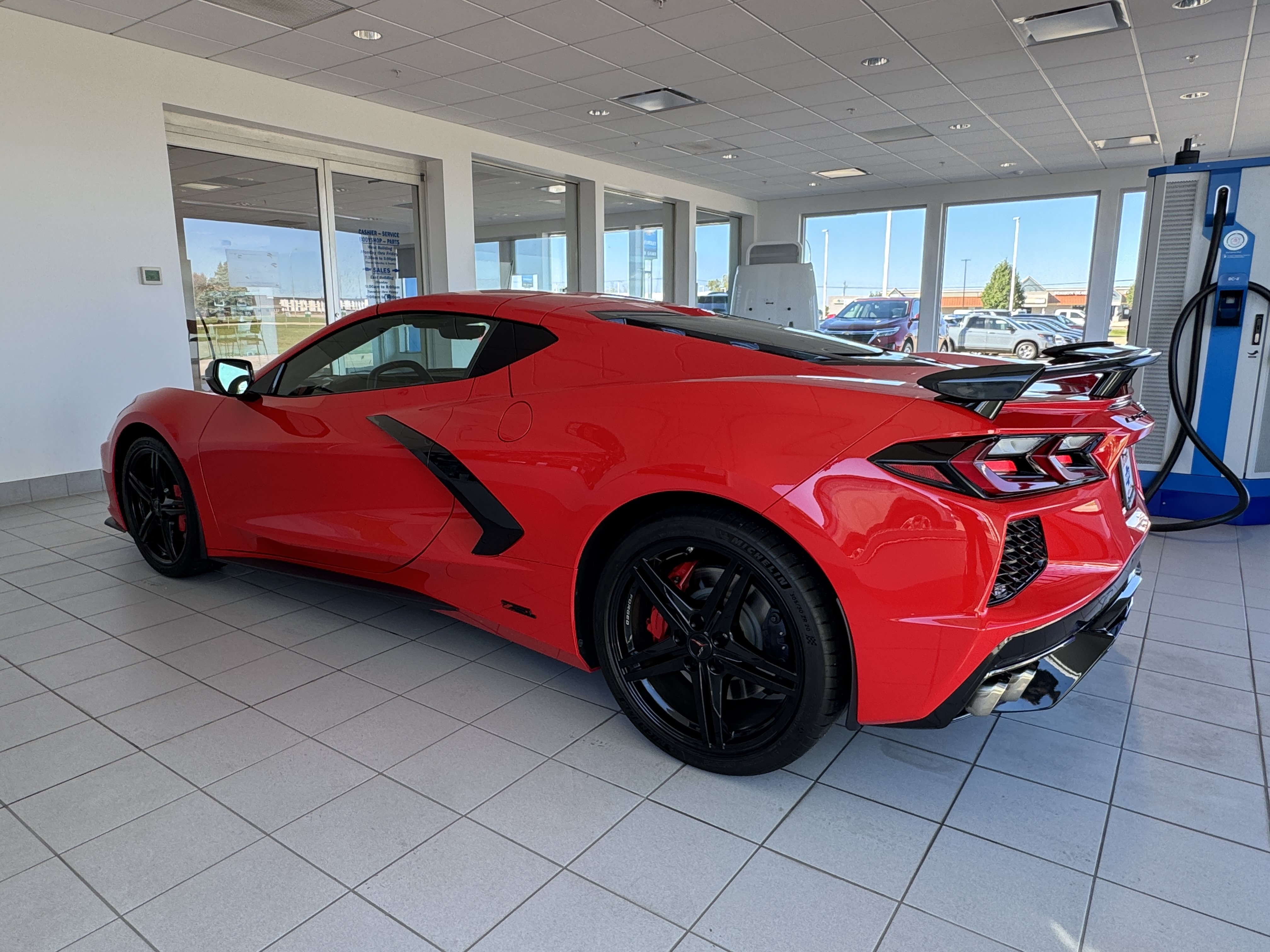 Used 2026 Chevrolet Corvette Stingray Preferred Cpe w/ Z51 Performance Package RWD image 9