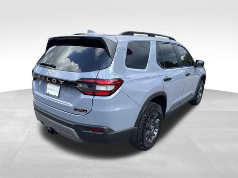 Used 2026 Honda Pilot TrailSport image 7