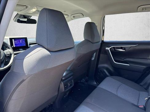 Certified 2025 Toyota RAV4 XLE FWD image 17