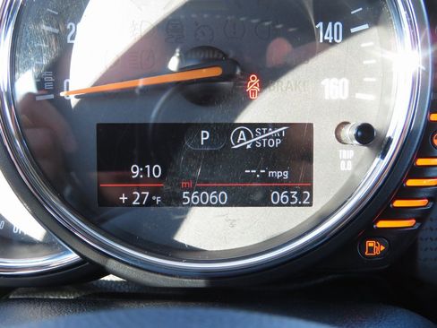 Used 2015 MINI Cooper 2-Door Hardtop image 18