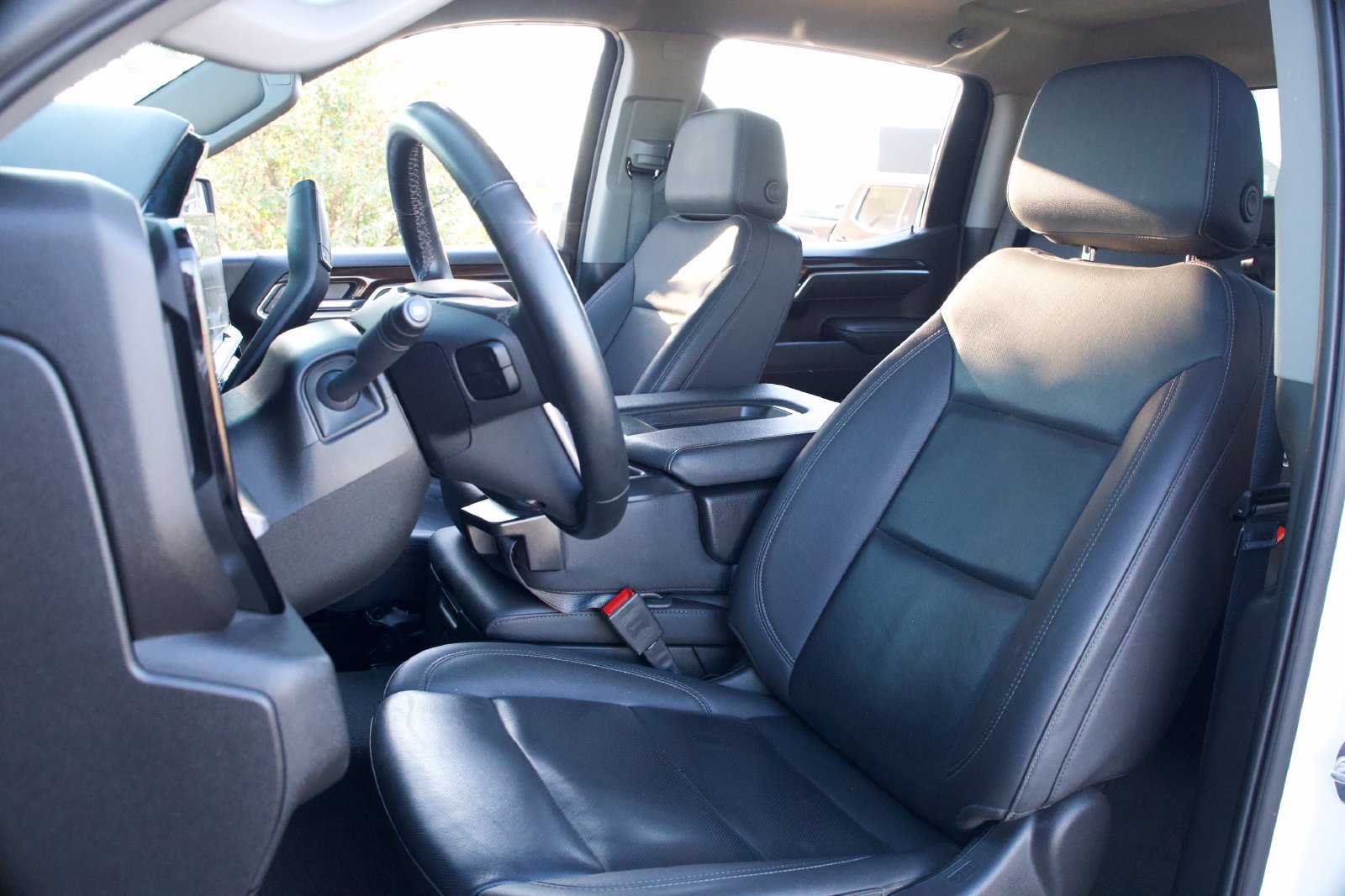 Used 2025 GMC Sierra 1500 SLT AWD/4WD image 27