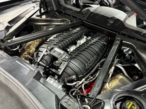 Used 2024 Chevrolet Corvette Z06 RWD image 38