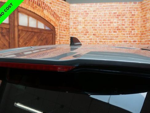 Used 2023 Nissan Rogue S image 44