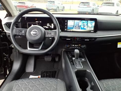 New 2026 Nissan Kicks SV image 8