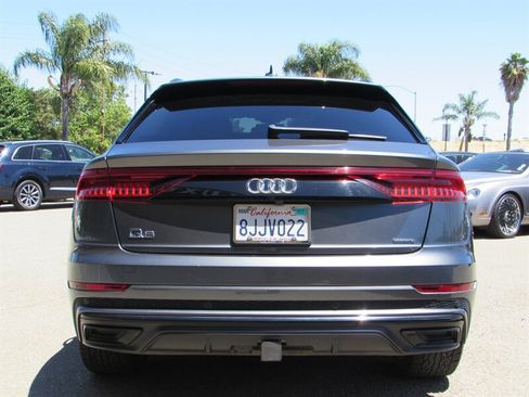 Used 2019 Audi Q8 Prestige AWD/4WD image 6