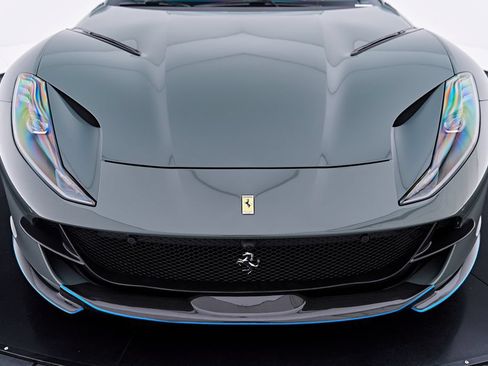 Used 2023 Ferrari 812 GTS RWD image 36
