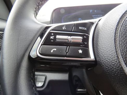 Used 2025 Kia Seltos S FWD image 15