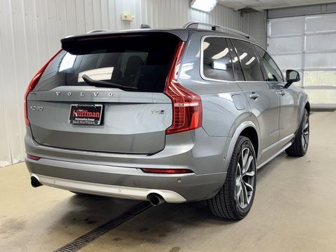 Used 2018 Volvo XC90 T5 Momentum w/ Convenience Package image 5