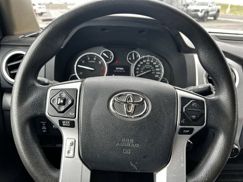 Used 2020 Nissan Rogue SV w/ Premium Package AWD/4WD image 18