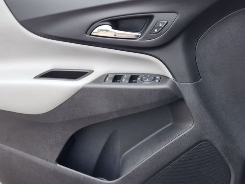 Used 2024 Chevrolet Equinox LS w/ LS Convenience Package FWD image 22