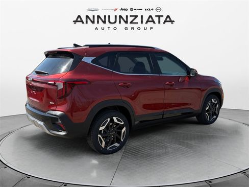 New 2025 Kia Seltos SX w/ SX Sunroof Package image 5