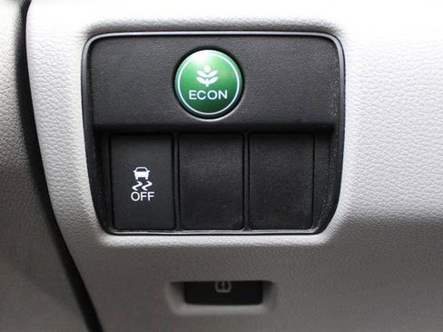 Used 2014 Honda Accord LX image 17