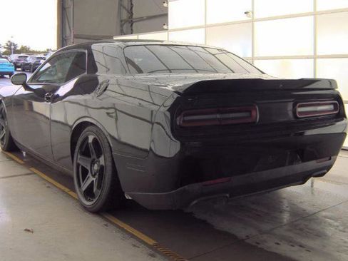 Used 2015 Dodge Challenger R/T Plus RWD image 7
