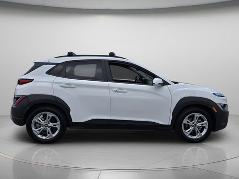 Used 2023 Hyundai Kona SEL w/ Cargo Package FWD image 4