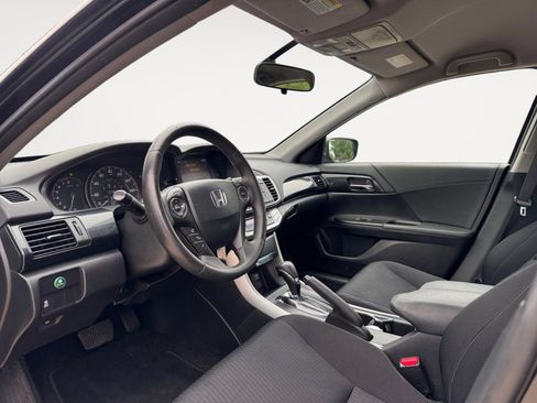 Used 2013 Honda Accord Sport image 9