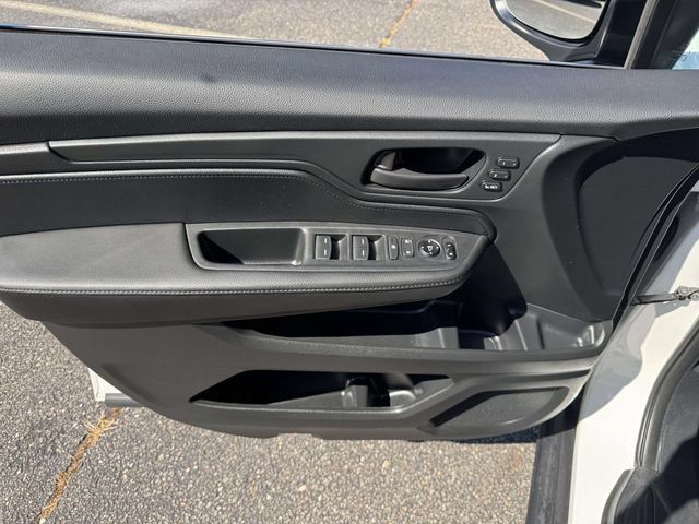 Used 2023 Honda Odyssey EX-L image 15