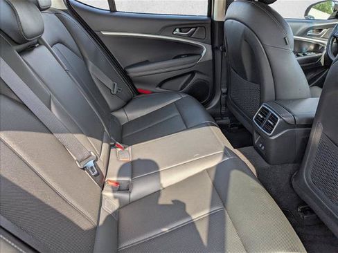 Used 2025 Genesis G70 2.5T AWD/4WD image 29