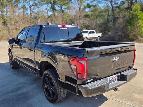 Used 2024 Ford F150 Platinum w/ FX4 Off-Road Package image 3