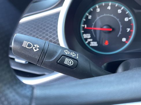 Used 2025 Chevrolet Malibu LT image 21