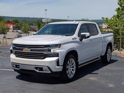 Used 2021 Chevrolet Silverado 1500 High Country w/ Safety Package II AWD/4WD image 3