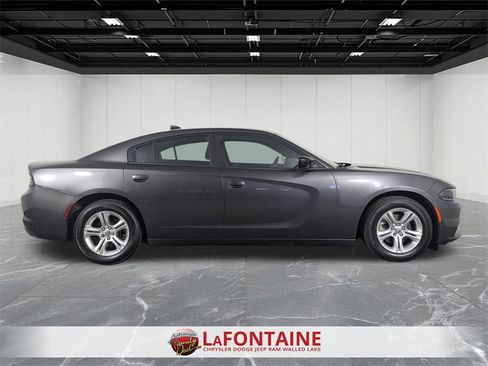Certified 2023 Dodge Charger SXT image 6