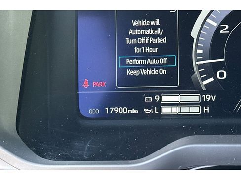 Used 2024 Toyota Tundra Limited AWD/4WD image 30