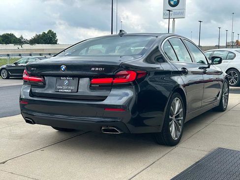Certified 2022 BMW 530i xDrive 530i xDrive Sedan w/ Convenience Package image 9